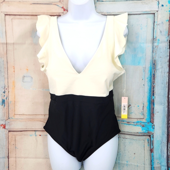 Summersalt The Ruffle Backflip Plus Size Swimsuit Size 14 - Picture 2 of 6